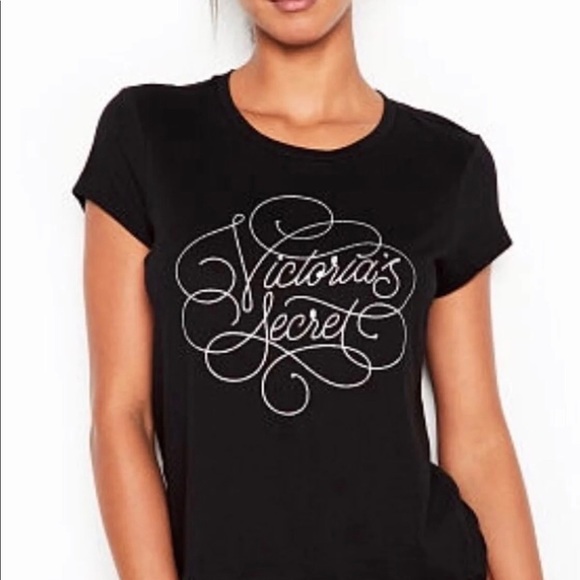 Victoria's Secret Tops - 🆕⭐️Victoria Secret Logo Bling T-shirt 🎁NWT❤️